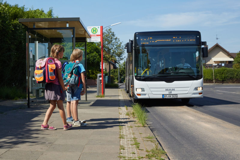 Gefahren Meistern Busfahren Bus Bahn Verkehrssicherheit Schulweg Verkehrserziehung Klasse 2 Haltestelle