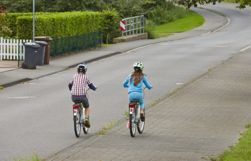 Gefahren Meistern Radfahren Alter Verkehrserziehung Gehweg Klasse 2