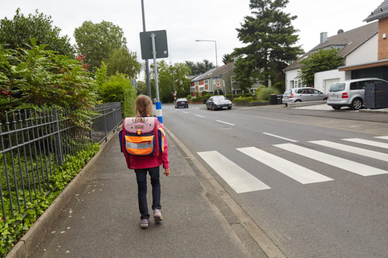 Geistige Entwicklung Straßenverkehr Kinder Grundschule Perspektive Konzentration Mehrfachanforderungen