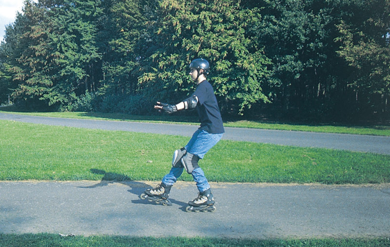 Inline Skaten Projekt Ganztag Baustein 3 Bremsuebungen Fersenstopp Sekundarstufe Verkehrserziehung Mobilitaetsbildung