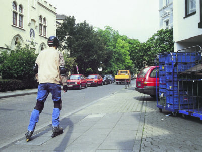 Skater und Autofahrer