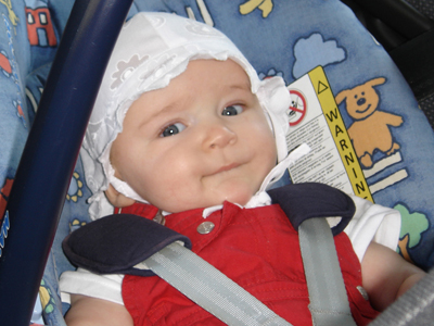 Kinderrueckhaltesystem Kindersitz Reboardsitz Babyschale Verkehrserziehung Kindergarten Kopie