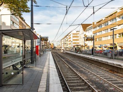 Mobil Teilhaben Verkehrserziehung Geistige Behinderung Bahn Fahren Lernen Logo Straßenbahnhaltestelle Foto Rendel Freude