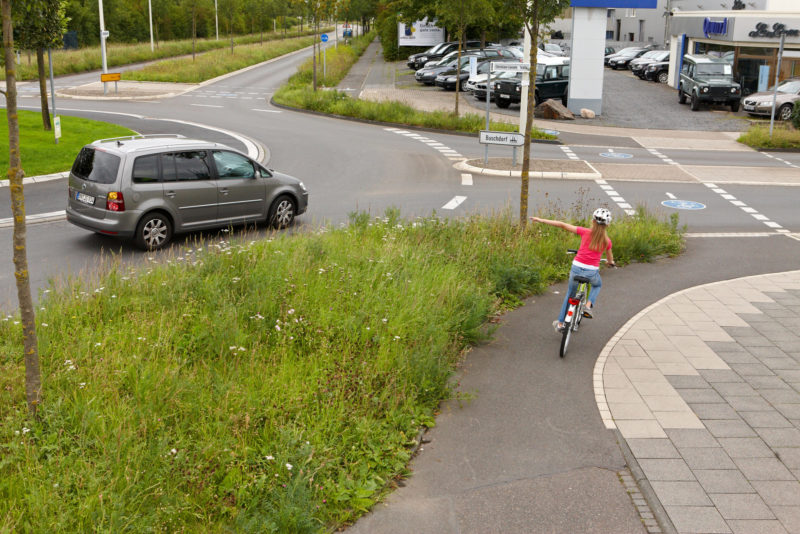 Radschulweg Kreisverkehr Wege Gefahren Sekundarstufe Verkehrserziehung Mobilitaetsbildung