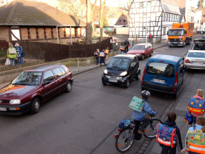 Schulweg im Pkw