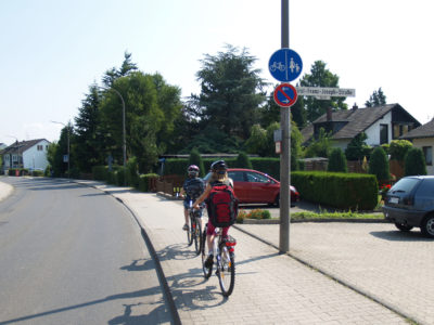 Mit dem Rad zur Schule