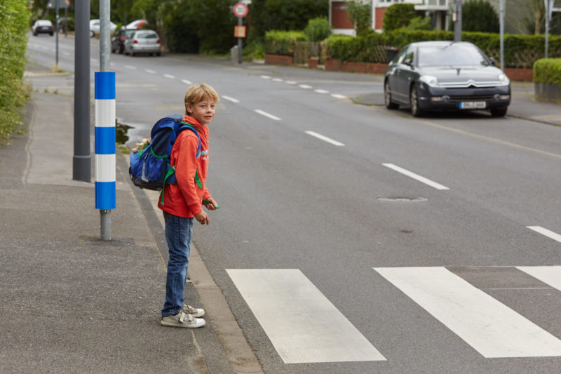 Schulweg Klasse 1 Schulwegwahl Verkehrserziehung Zebrastreifen