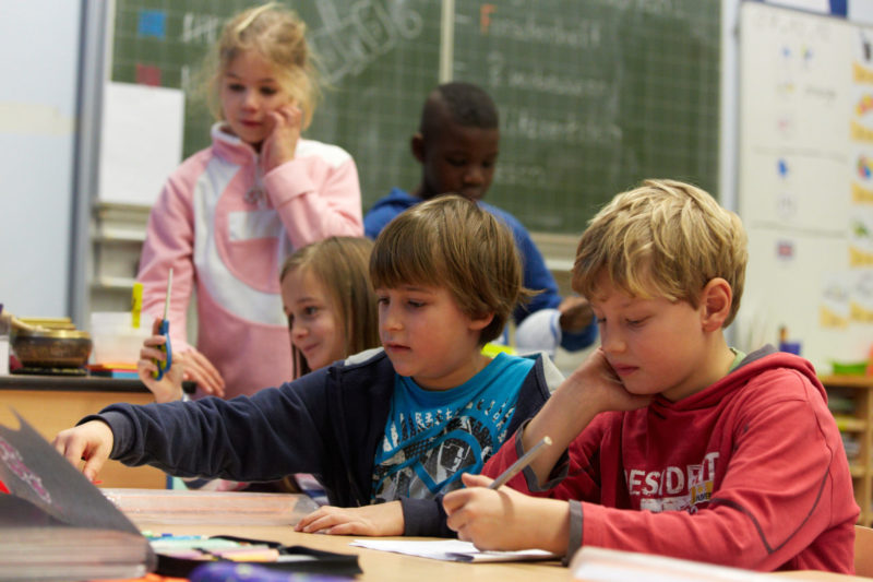 Schulweg Verkehrserziehung Grundschule Schulwegsicherheit Gefahren