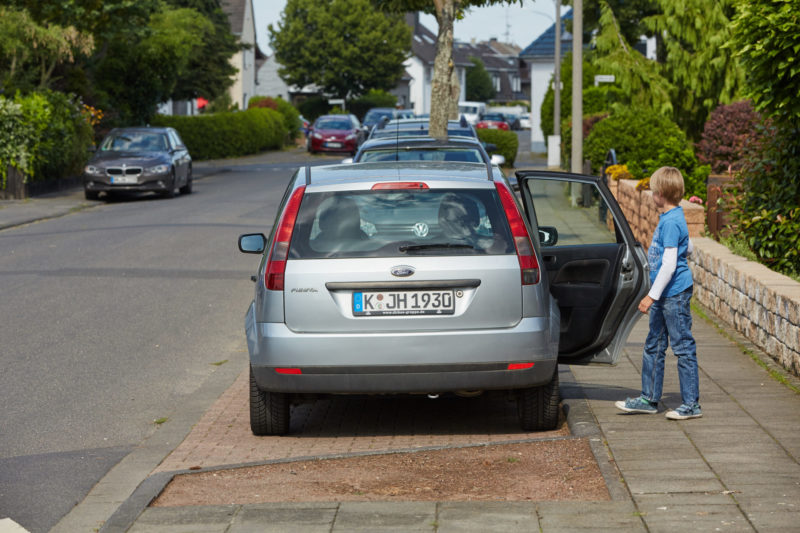 Verkehrserziehung Kinder Bewegungsmangel Elterntaxi