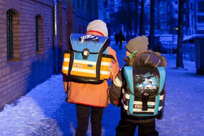 Verkehrserziehung Ranzen Kinder Schulranzen Sichtbarkeit Reflexmaterial Stiftung Warentest